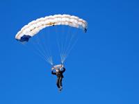 FB体育-利拉德关键三分如烈火燎原，热火攻防碾压掘金夺赛点