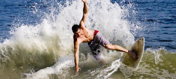 FB体育下载-绿茵场外的许昕时刻，当法国鏖战葡萄牙，看团队精神如何跨越赛场