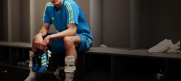 FB体育网页版-凯恩统治全场，阿根廷逆转智利—唯一性如何铸就传奇之夜