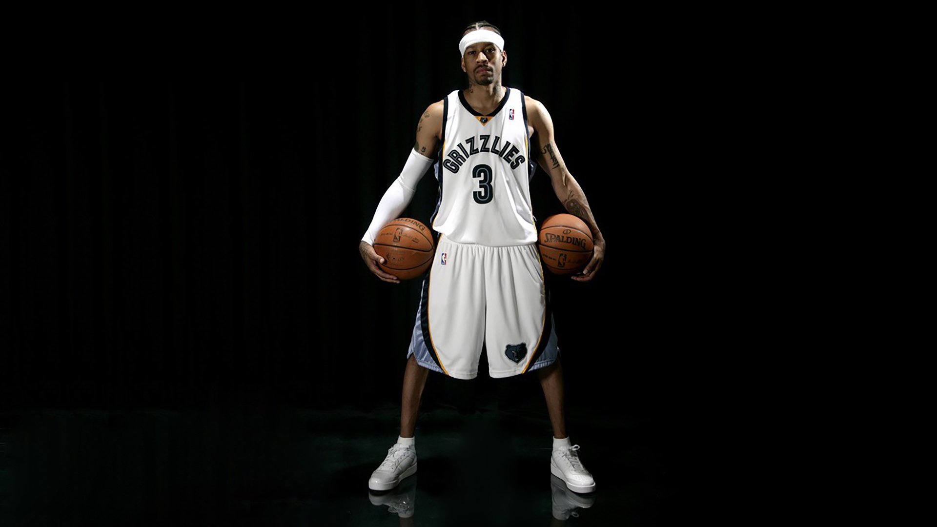 黄潜风暴席卷酋长球场，迪马利亚的稳定艺术与比利亚雷亚尔的全面压制