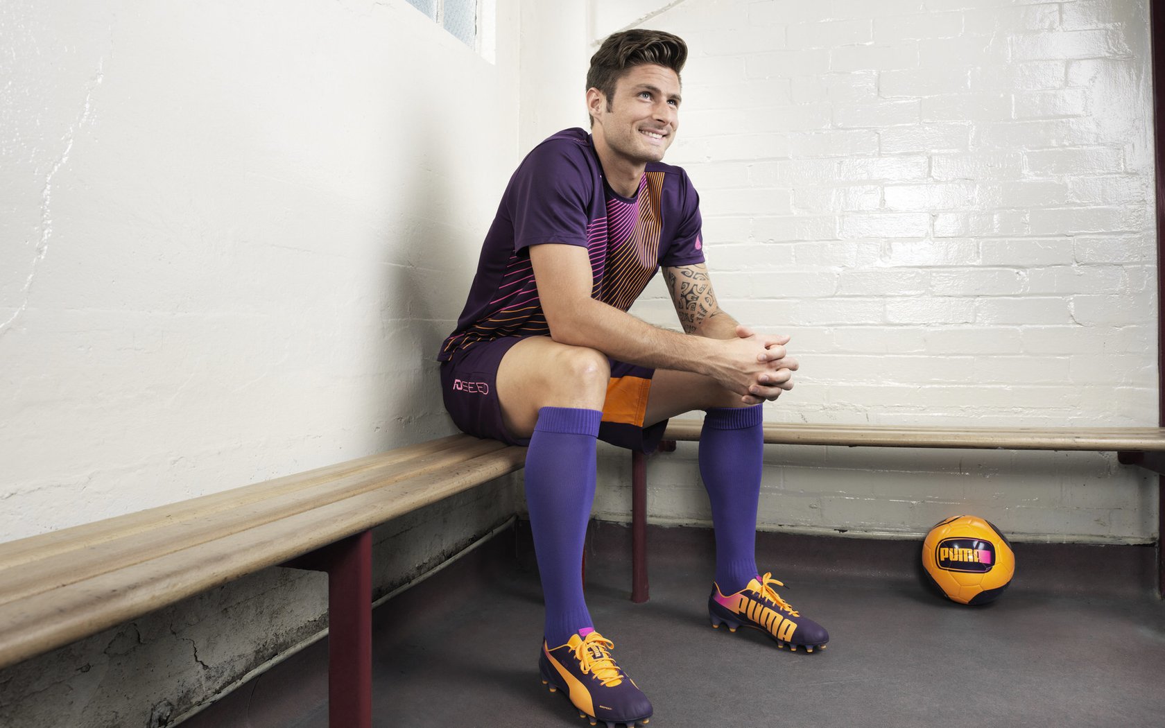 跨越时空的赛场主宰，从加纳生死战到卡塞米罗抢七—论关键时刻的唯一性救赎